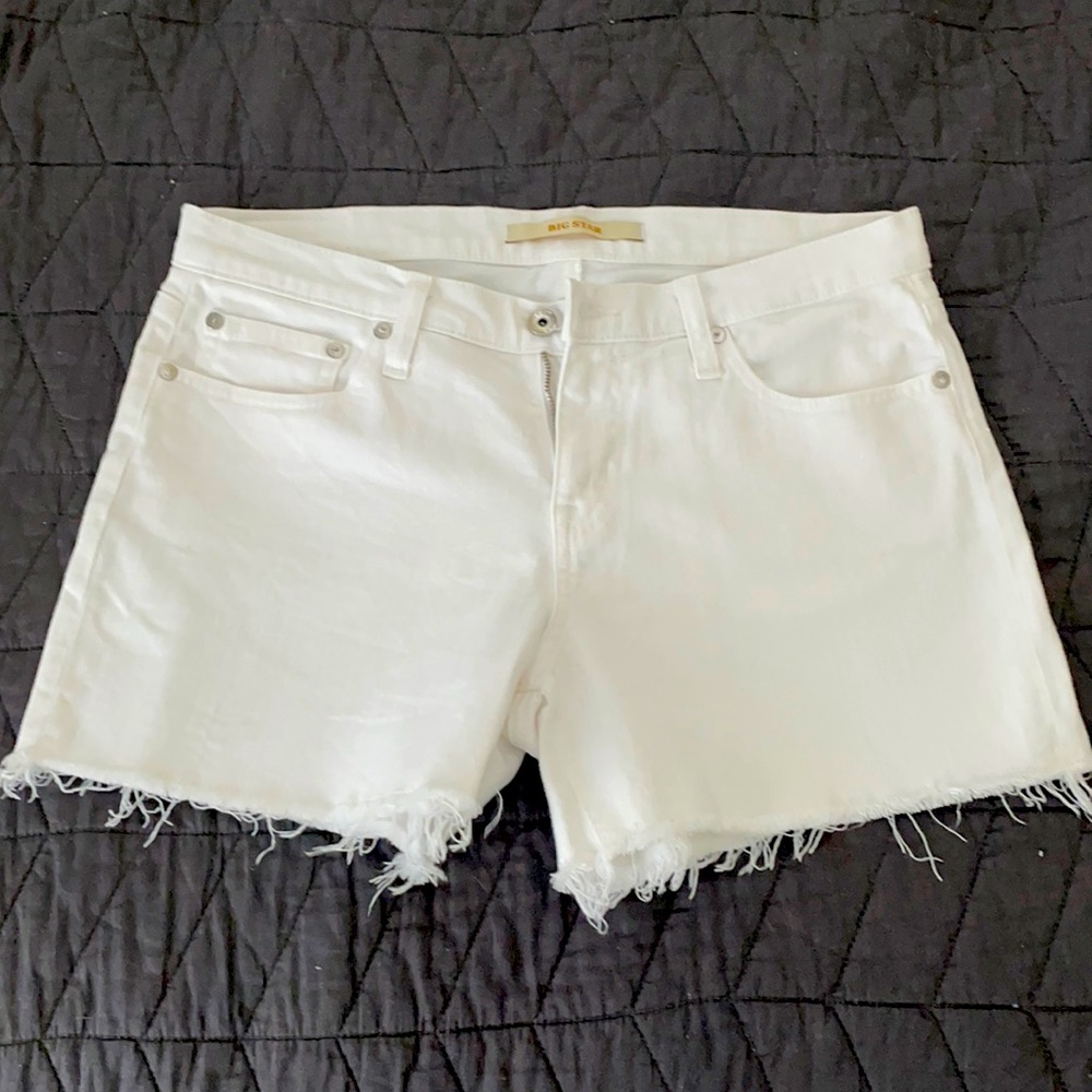 Big Star White Denim Mid Rise Shorts 30